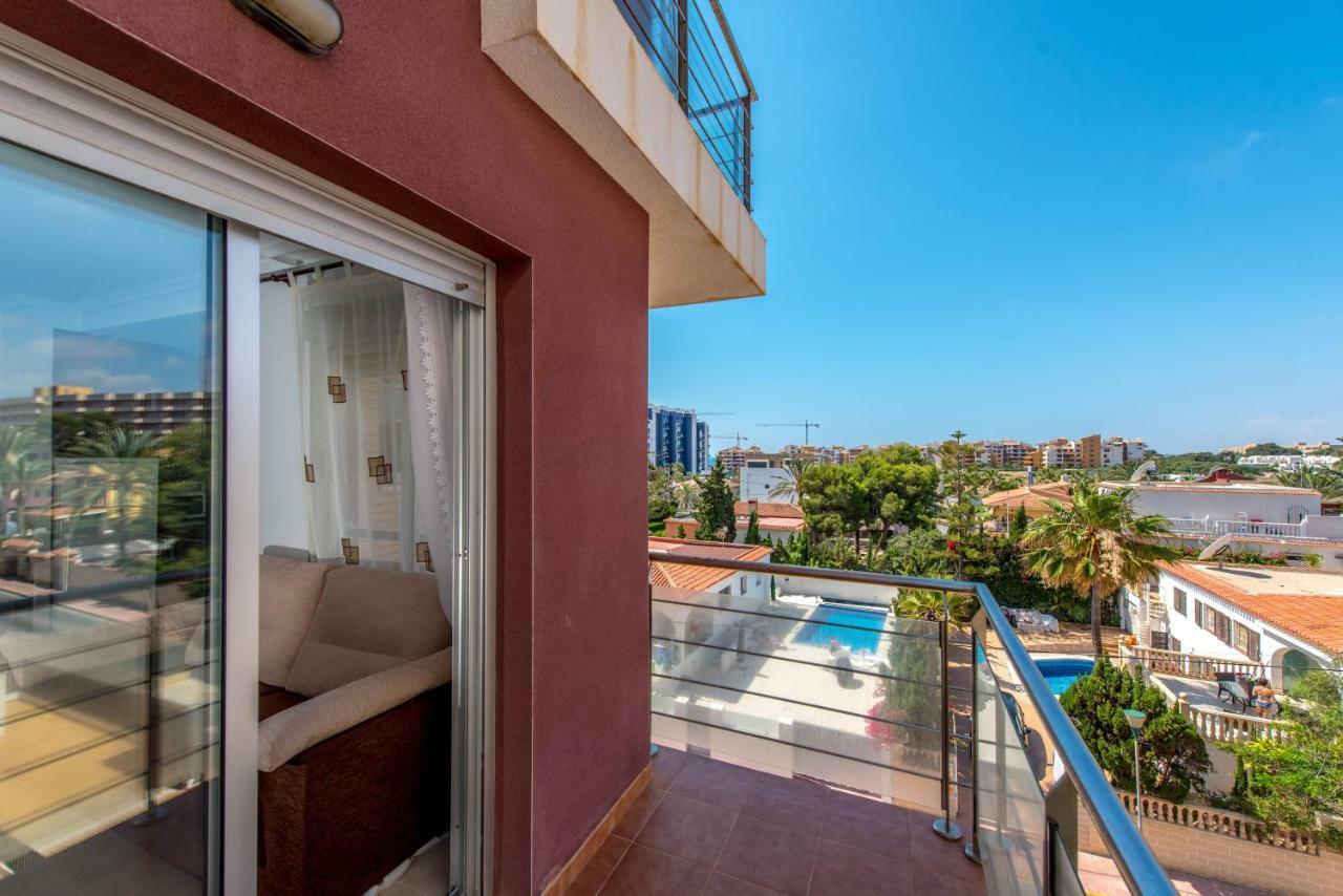 Punta Prima Homes 托雷维耶哈 外观 照片