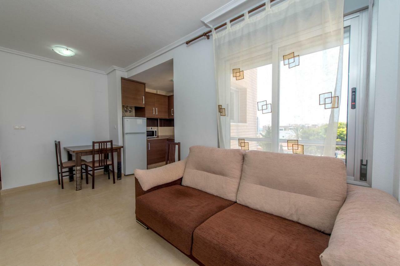 Punta Prima Homes 托雷维耶哈 外观 照片