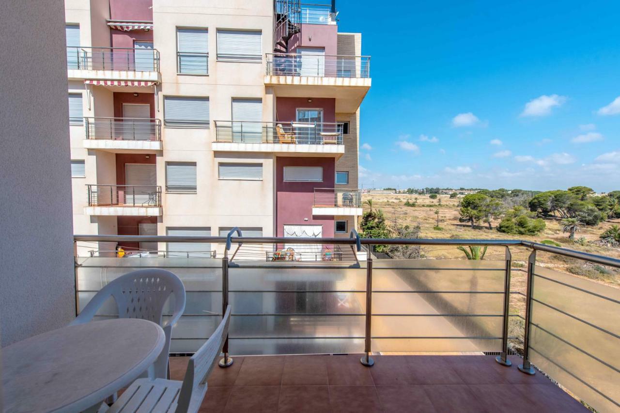 Punta Prima Homes 托雷维耶哈 外观 照片