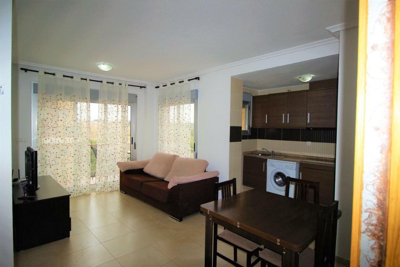 Punta Prima Homes 托雷维耶哈 外观 照片